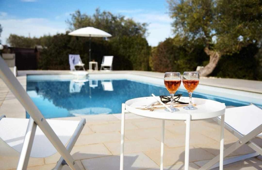 Trulli Azzalema With Exclusive Pool Βίλα Μπρίντιζι Εξωτερικό φωτογραφία