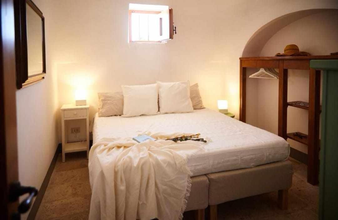Trulli Azzalema With Exclusive Pool Βίλα Μπρίντιζι Εξωτερικό φωτογραφία