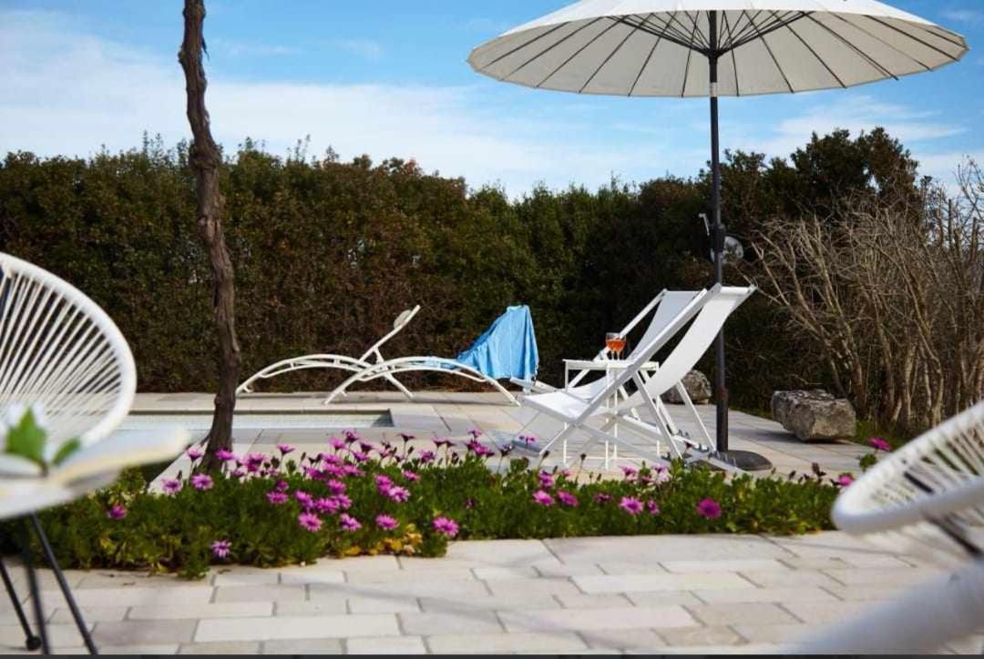Trulli Azzalema With Exclusive Pool Βίλα Μπρίντιζι Εξωτερικό φωτογραφία