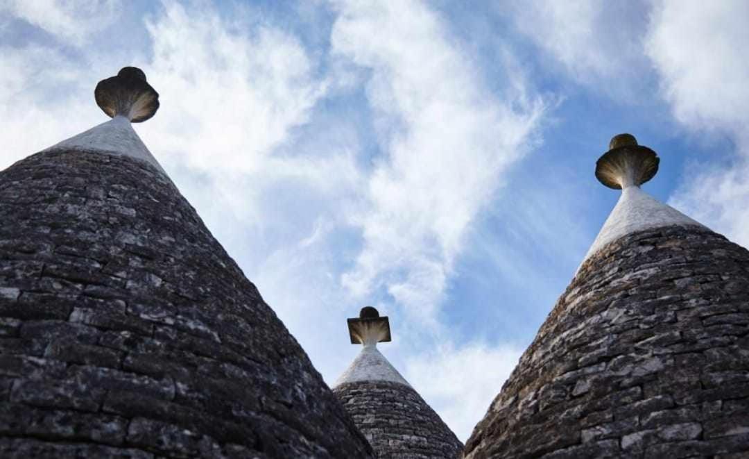 Trulli Azzalema With Exclusive Pool Βίλα Μπρίντιζι Εξωτερικό φωτογραφία